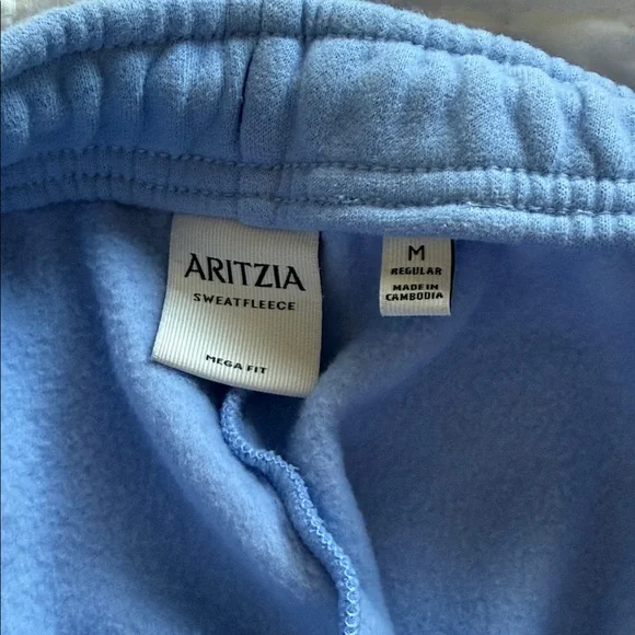 Aritzia Women’s Light Blue Cuffed Sweatpants - Picture 3 of 4